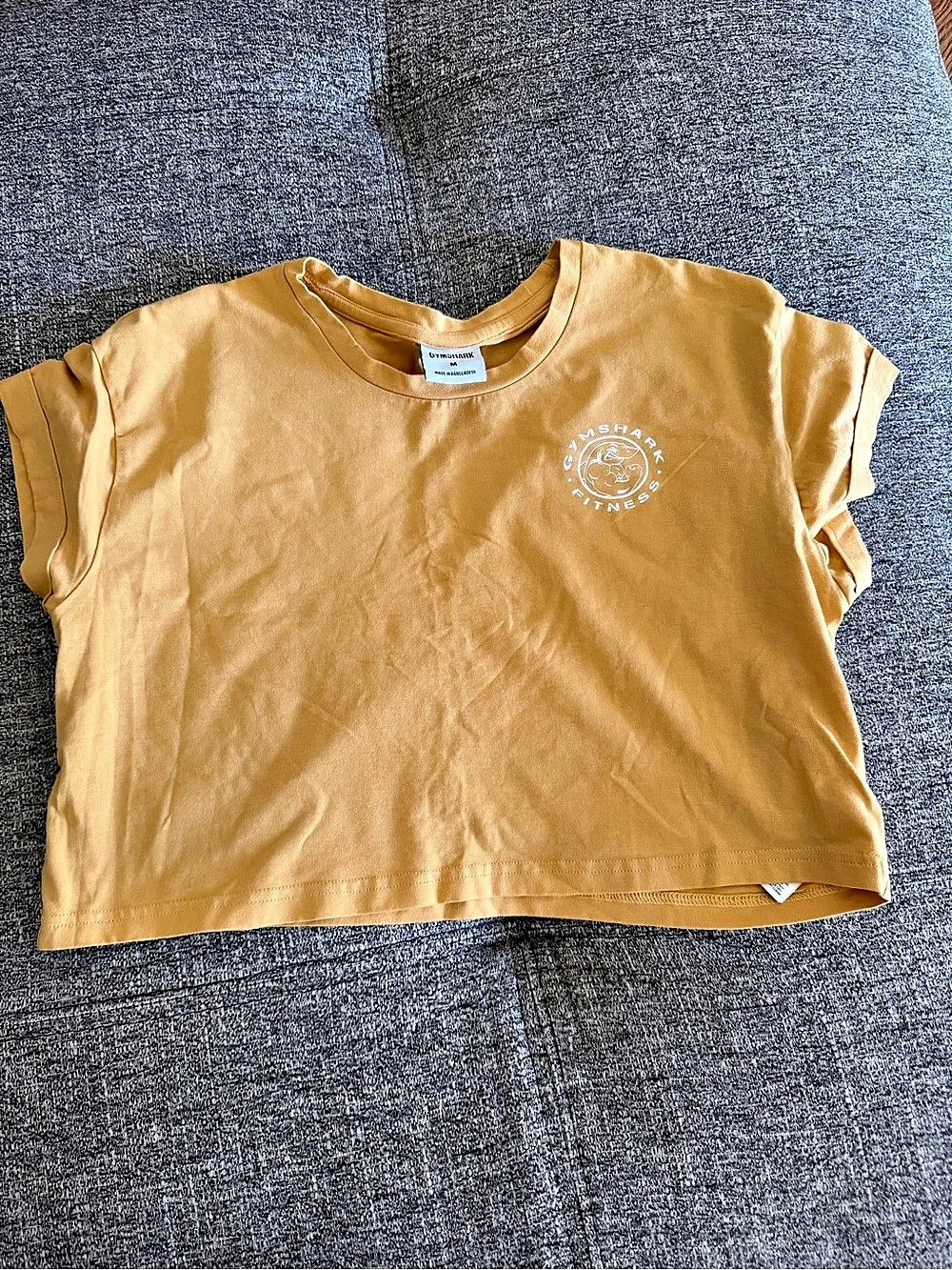 Gym shark yellow crop tee